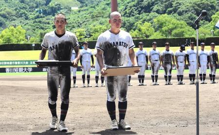 　準優勝に終わった高松商