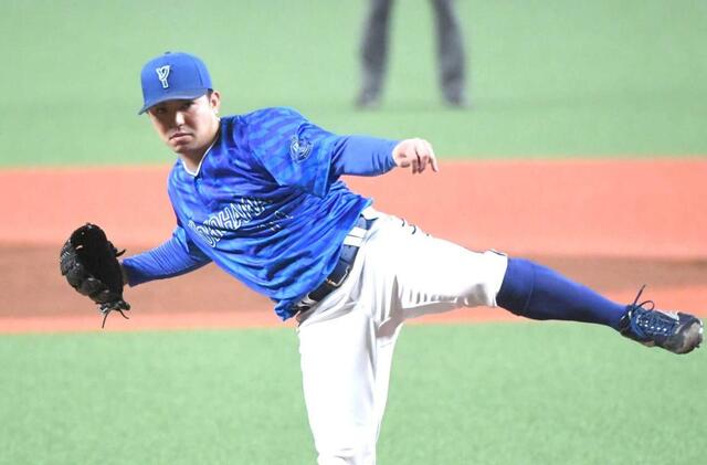 　西武打線を相手に力投する東（撮影・佐藤厚）