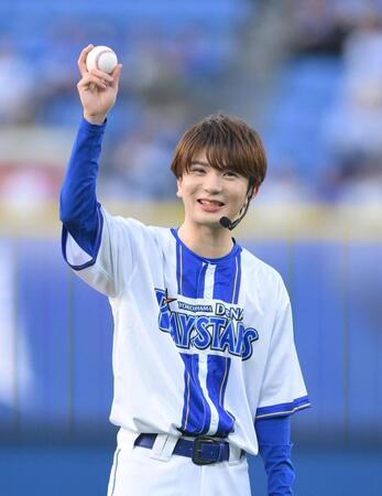 　セレモニアルピッチに登場した高橋優斗（撮影・伊藤笙子）