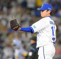 　１０回、大山に勝ち越しソロを浴びた山崎（撮影・伊藤笙子）