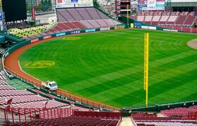 　外野フェンスを最大で６メートル前に出す改修が今オフに行われる楽天モバイルパーク宮城