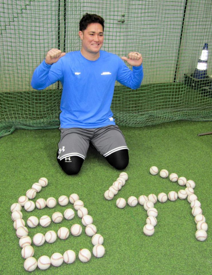 　自主トレを公開したリチャード（撮影・伊藤玄門）