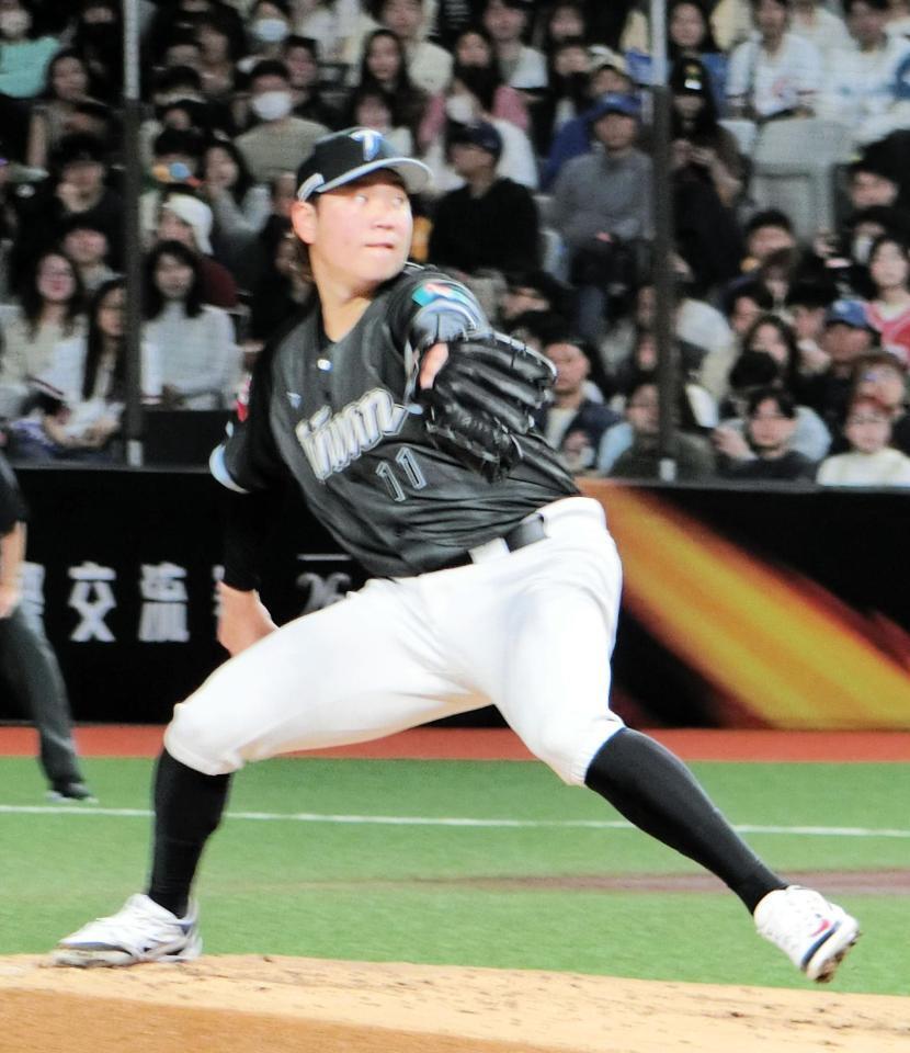 先発し、力投する台湾代表・古林睿煬