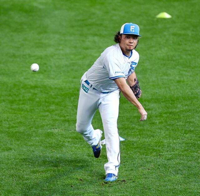 新庄監督　伊藤は「５０００％開幕」