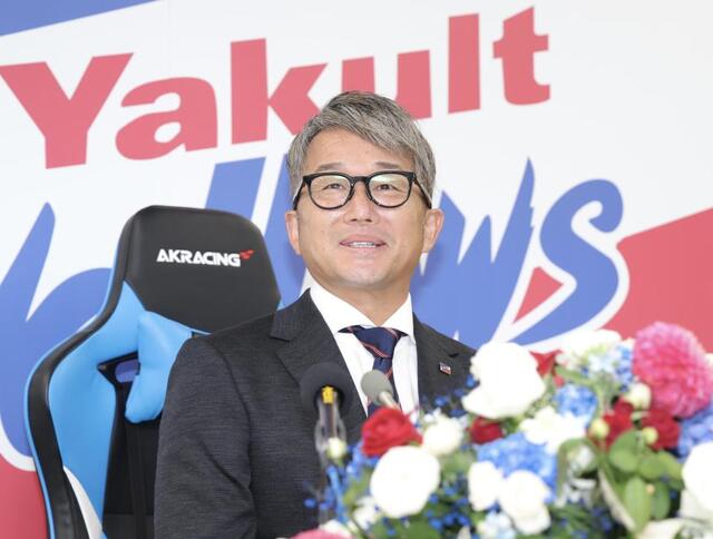 ヤクルト・石川が引退会見 決断理由は