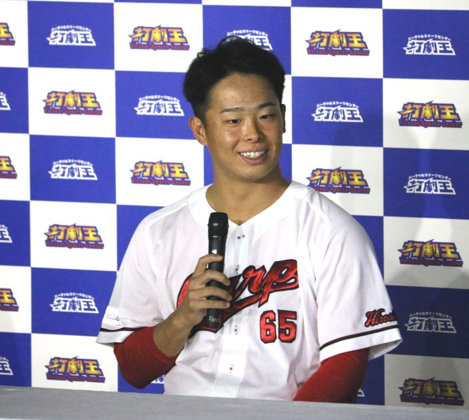 　トークショーに臨んだ玉村