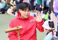 　餅つき大会に参加した末包