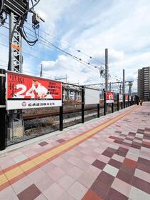 カープロードから羽月容疑者の看板が撤去される