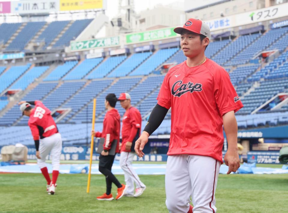 １軍に合流した持丸（撮影・石井剣太郎）　