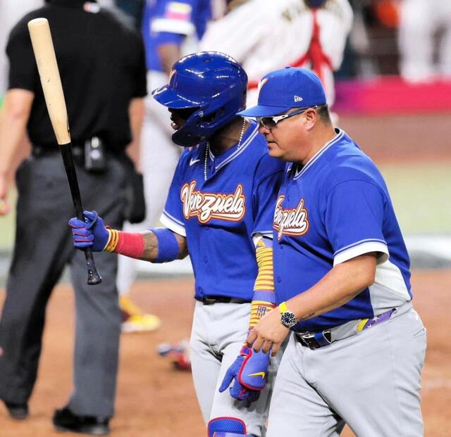 ベネズエラ激怒 ハーフスイング判定に