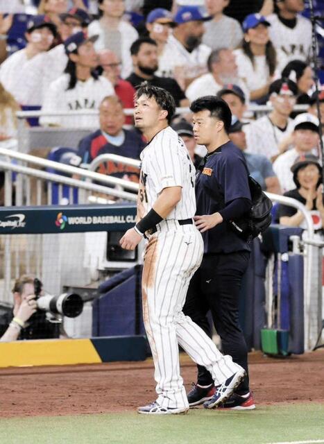 負傷交代の鈴木 瞳を潤ませ「申し訳ない」