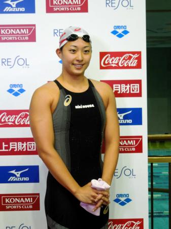 　女子１００メートル平泳ぎで優勝した鈴木聡美