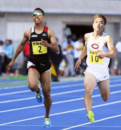 　男子１００メートル決勝　１０秒３８で３位のサニブラウン・ハキーム。右は優勝した竹田一平＝ケーズデンキスタジアム水戸