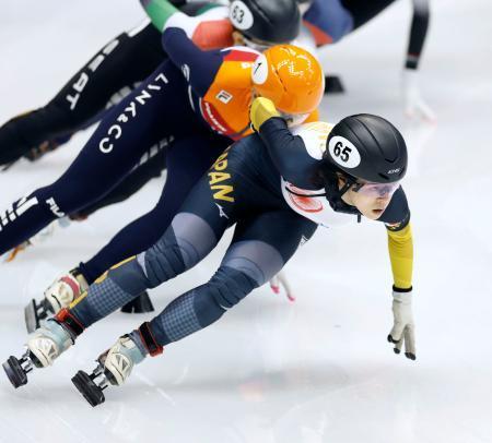 女子1500メートル 準決勝進出を決めた菊池純礼(65)=名古屋市ガイシプラザ