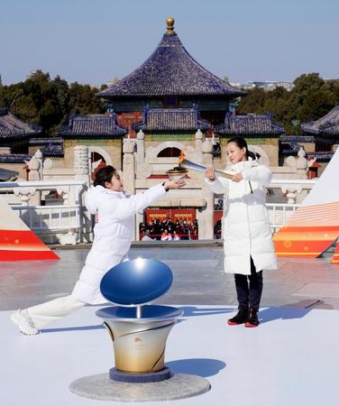 　北京の天壇公園で行われた北京冬季パラリンピックの聖火の採火式＝２日（共同）
