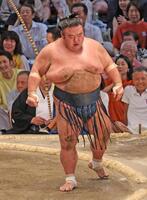 　照ノ富士にはたき込みで敗れた貴景勝