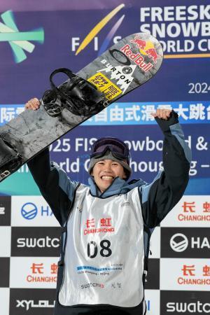 　男子ビッグエアで優勝した荻原大翔＝北京（ゲッティ＝共同）