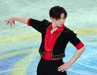 　演技する中田璃士