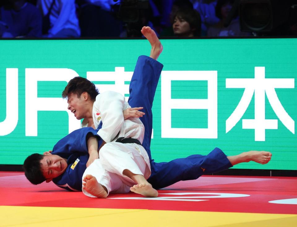 　決勝で顕徳海利に一本勝ちした阿部一二三（撮影・金田祐二）