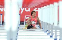男子１１０メートル障害予選で転倒した泉谷駿介