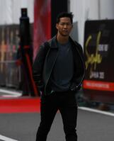 　サーキット入りする平川亮（撮影・神子素慎一）