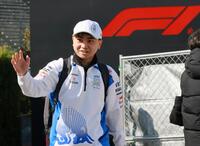 　サーキット入りする岩佐歩夢（撮影・神子素慎一）