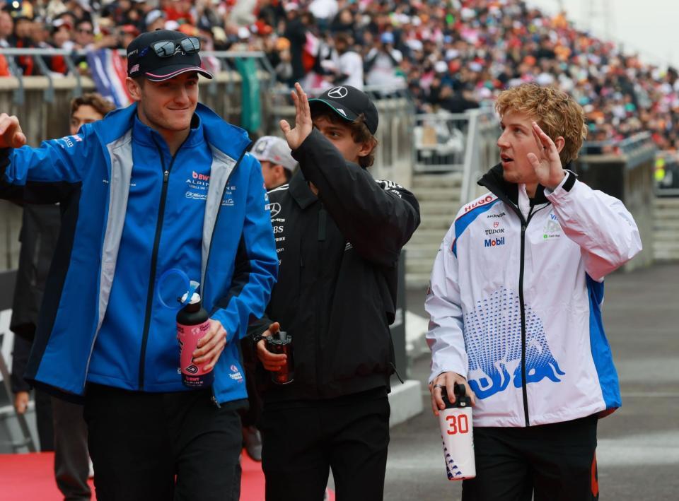 　アルピーヌのジャック・ドゥーハン（左）とレーシングブルズ・ホンダのリアム・ローソン（撮影・神子素慎一）