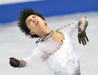 フィギュアスケートの世界選手権で優勝した羽生結弦の男子フリーの演技＝28日、さいたま市のさいたまスーパーアリーナ
