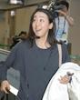 　世界選手権で３位に入り、笑顔でカナダから帰国した浅田真央