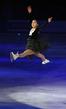 　華麗なジャンプを披露する浅田真央＝新横浜スケートセンター