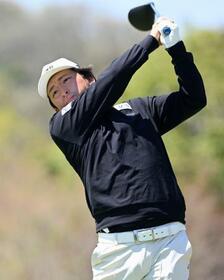 　最終調整する金子駆大＝東建多度ＣＣ名古屋