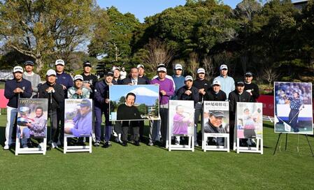 　尾崎将司さんの追悼セレモニーに出席した選手たち