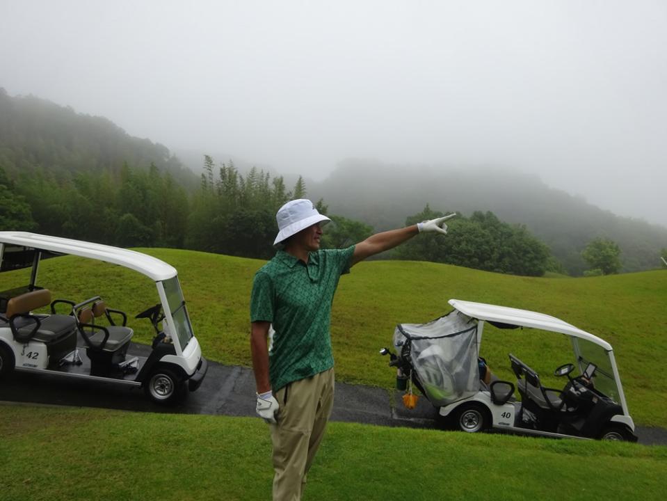 　慎重に狙い所を見定める