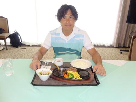 大畑さん絶賛の和牛手ごねハンバーグランチ