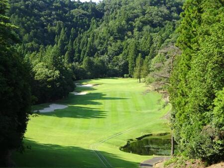 ５番３２６ヤードは飛ばし屋の心をくすぐる