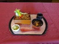 黒毛和牛の焼き肉重