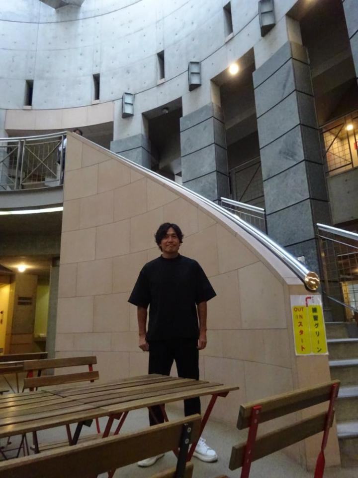 クラブハウスもカジュアルでおしゃれです