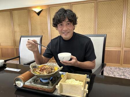 「火山焼き定食」もボリューム満点だ