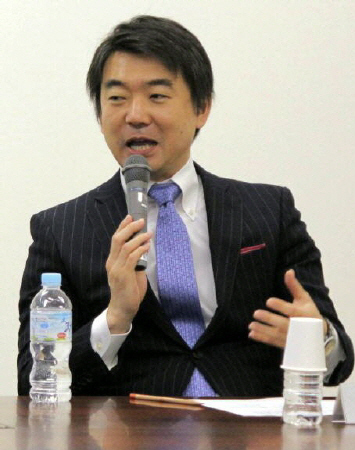 島倉千代子の曲の庁内放送中止を指示した橋下市長