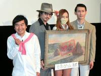 似てないものまねを母にダメ出しされた小石田純一(左)