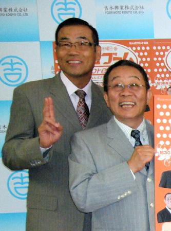 島田紳助さんのエピソードを語ったオール阪神・巨人のオール巨人（左）＝大阪市内