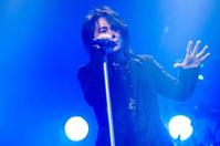 19年ぶりの単独ライブを終え、解散を発表したT‐BOLANのボーカル森友嵐士=大阪・オリックス劇場