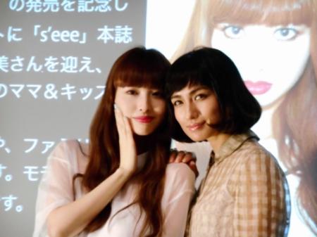 「ママとキッズのためのデジタルライフ」でトークイベントを行った鈴木えみ（左）と佐田真由美＝Ａｐｐｌｅ　Ｓｔｏｒｅ　Ｇｉｎｚａ