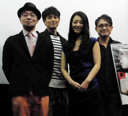 舞台あいさつした（左から）窪田将治監督、河合龍之介、祥子、木下ほうか＝東京・渋谷のユーロスペース