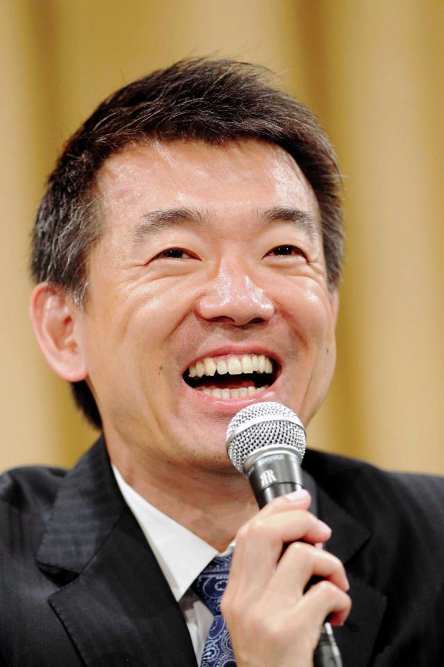 今年５月１７日、笑顔で政治家引退を表明した橋下徹大阪市長＝大阪市内