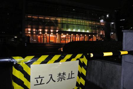 　建て替え前最後の公演を終えて立入禁止となった渋谷公会堂