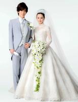 　結婚式を行ったＤＡＩＧＯ（左）と北川景子