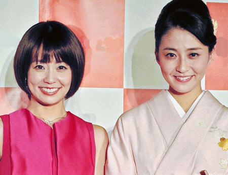 フリーアナウンサーの小林麻耶（左）、麻央の姉妹