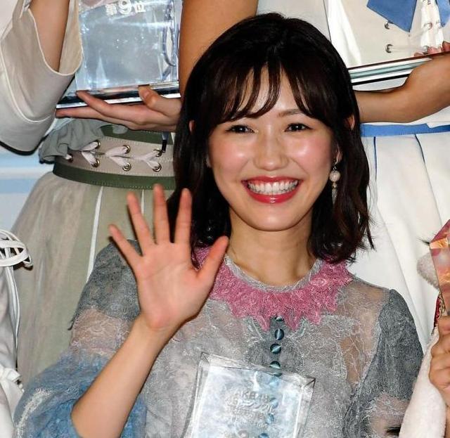 AKB48からの卒業を発表した渡辺麻友