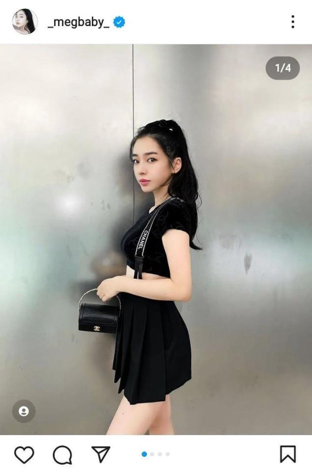 MEGBABY シャネルの黒コーデでお腹＆美脚見せ「可愛すぎ」「超 
